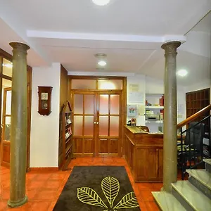  Casa de hóspedes Residencia Ziri