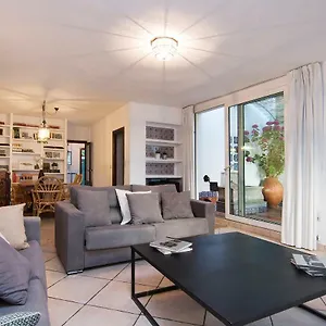 Сasa de vacaciones Tuguest Pool House Albaicin, Granada